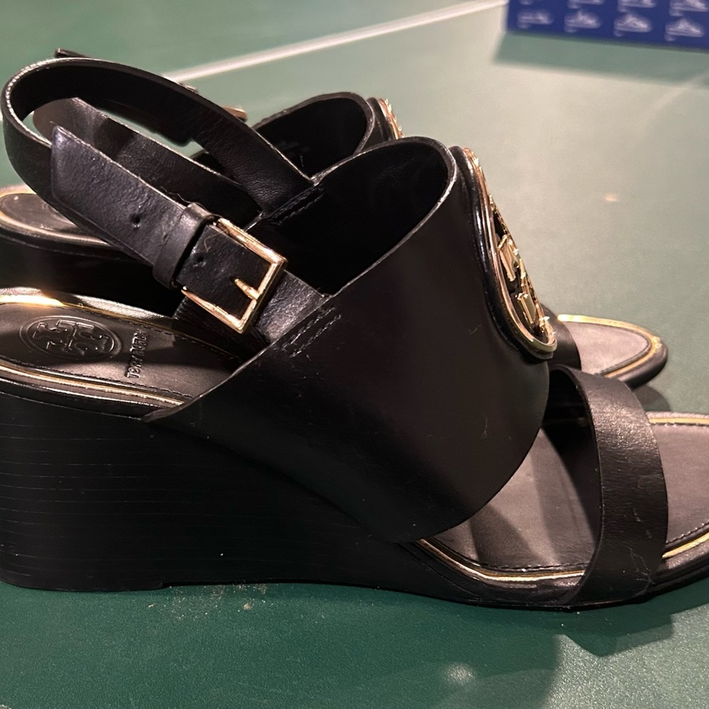 Tory Burch Black Sandals with Gold Emblem - Picture 2 of 4